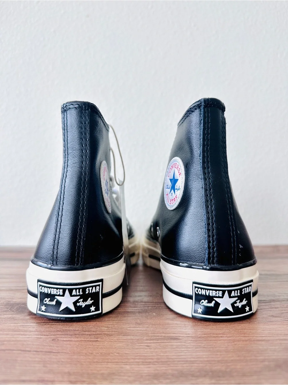 Big Kids Converse Chuck 70 Leather High Top in Black/White (Size 3) BRAND NEW!